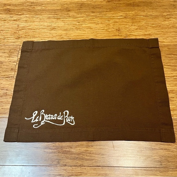 "Le Bistro De Paris" vintage embroidered dark brown napkin Continental Linen - Picture 3 of 8